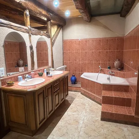 Le Relais Des Chevaliers 