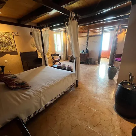 Le Relais Des Chevaliers 