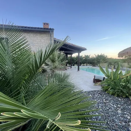 Le Relais Des Chevaliers 