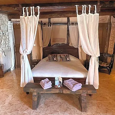 Nocleg ze śniadaniem Le Relais Des Chevaliers 