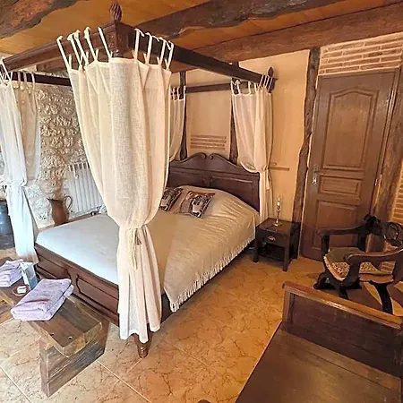 Le Relais Des Chevaliers 