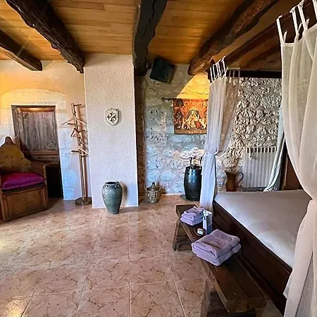 Le Relais Des Chevaliers 