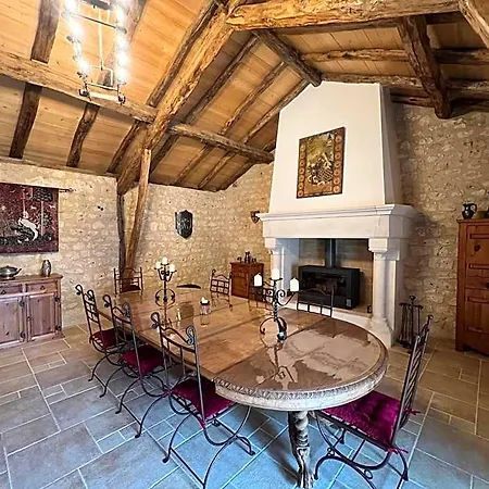 Le Relais Des Chevaliers 